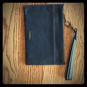 NWOT Fossil Black Leather Wristlet